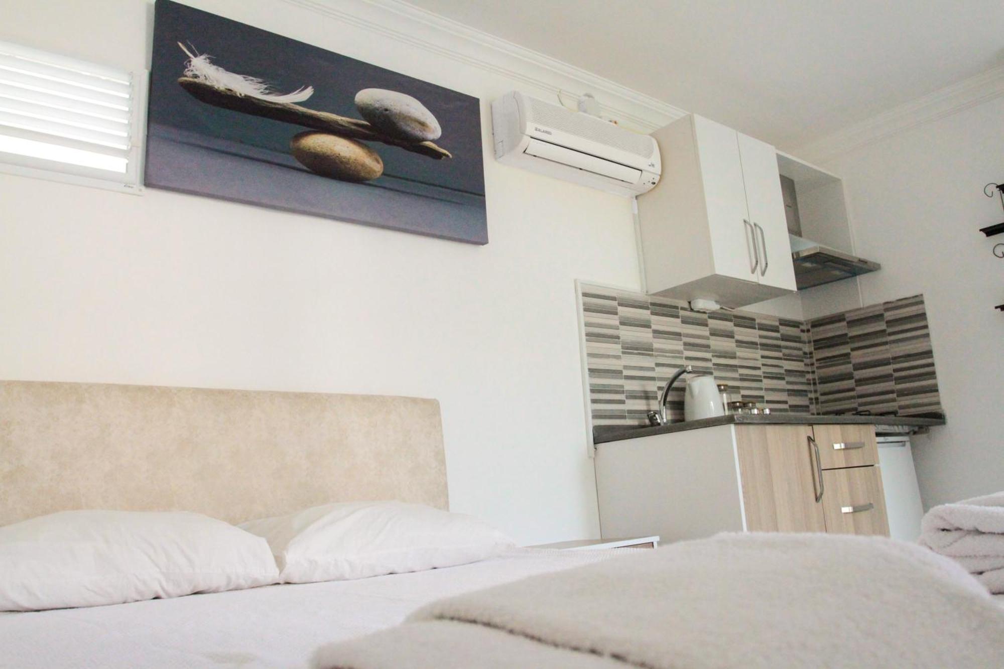 Hillside Apart Hotel 外观 照片