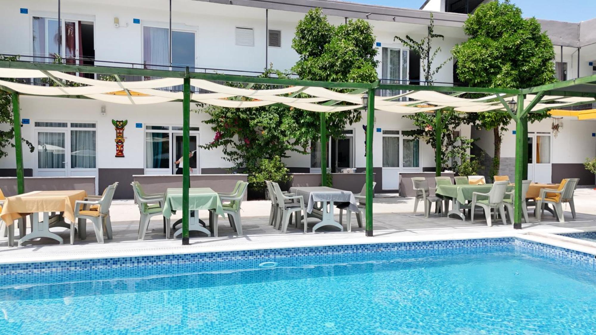 Hillside Apart Hotel 外观 照片