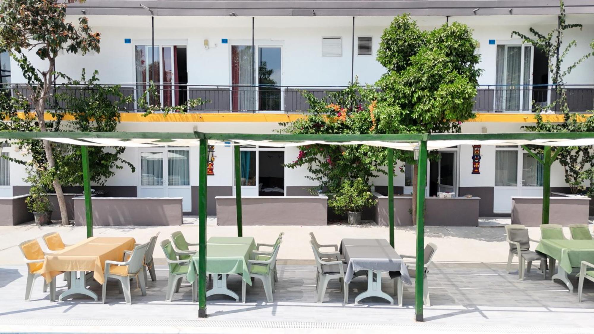 Hillside Apart Hotel 外观 照片